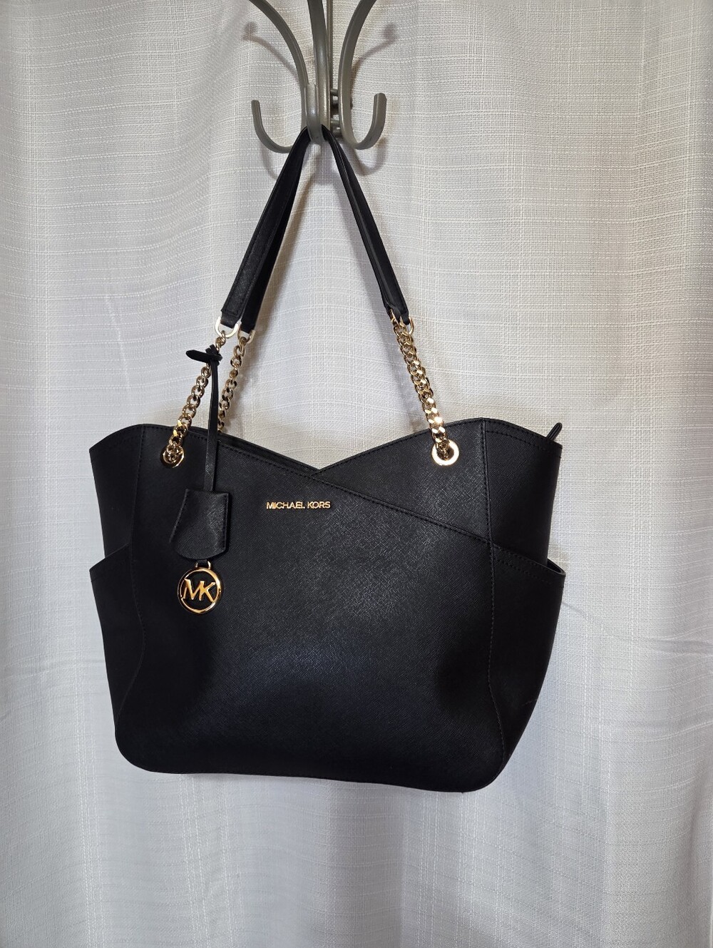Michael Kors Jet Set Large Saffiano Leather Shoulder Bag